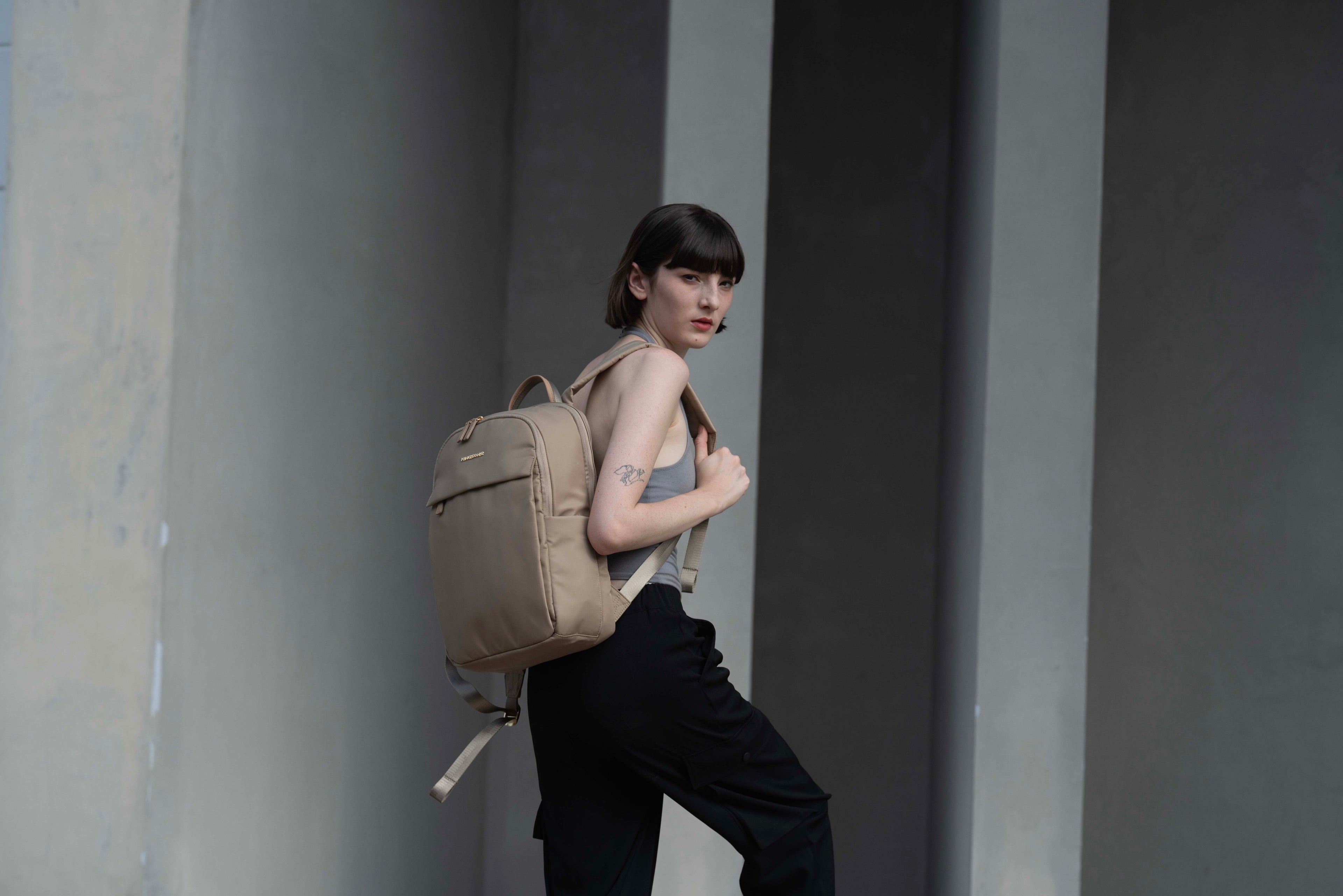 Kingsons Urban Commuter Backpack - Red - KS25002