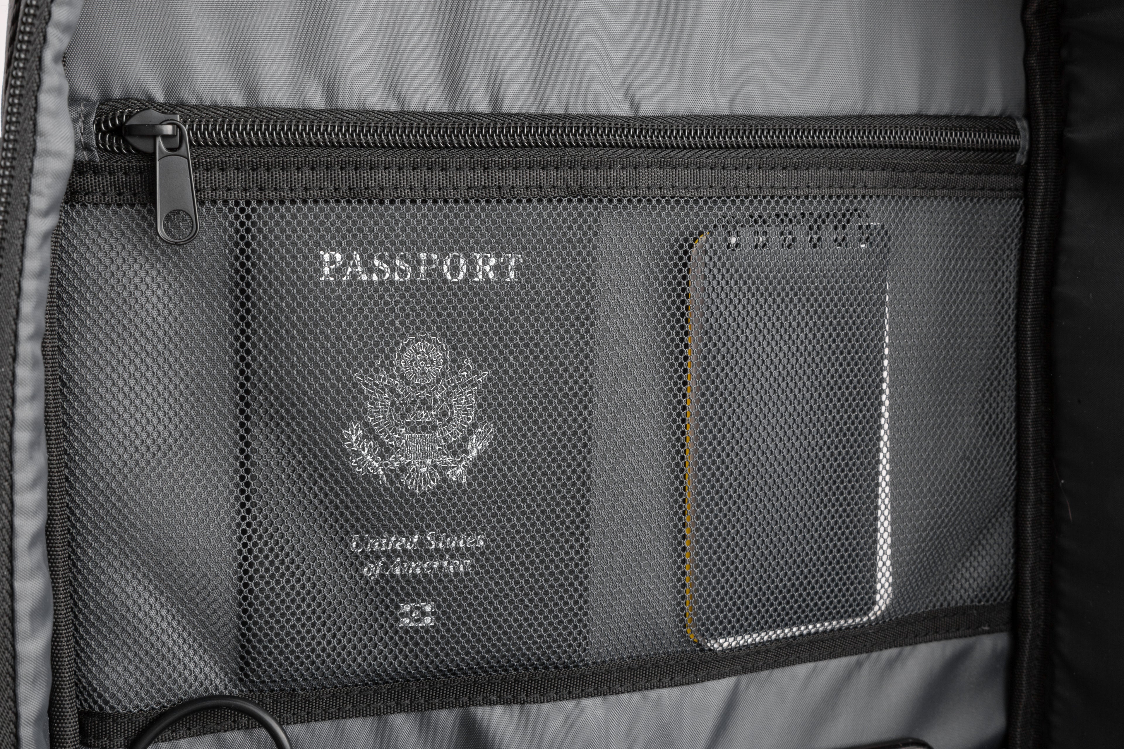 Kingsons Urban Business Commuter Backpack (23L)